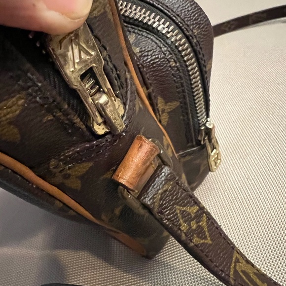 Guaranteed Authentic Amazon - Picture 5 of 16